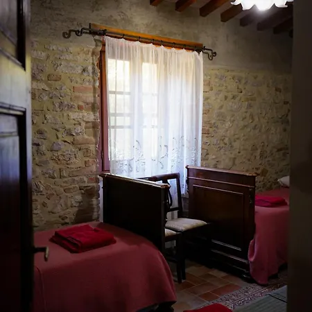 Le Gorghe Di Valmarino Nyaraló Corciano