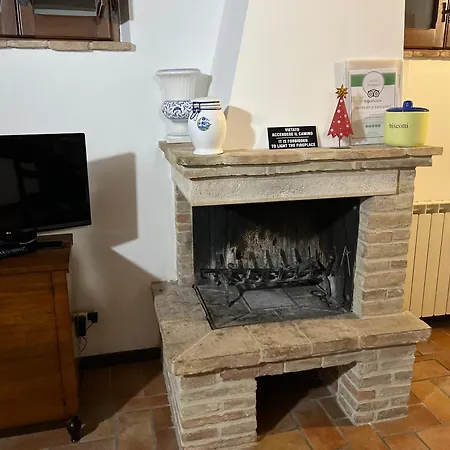 Le Gorghe Di Valmarino كورتْشّانو