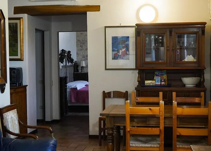 Le Gorghe Di Valmarino Casa vacanze *